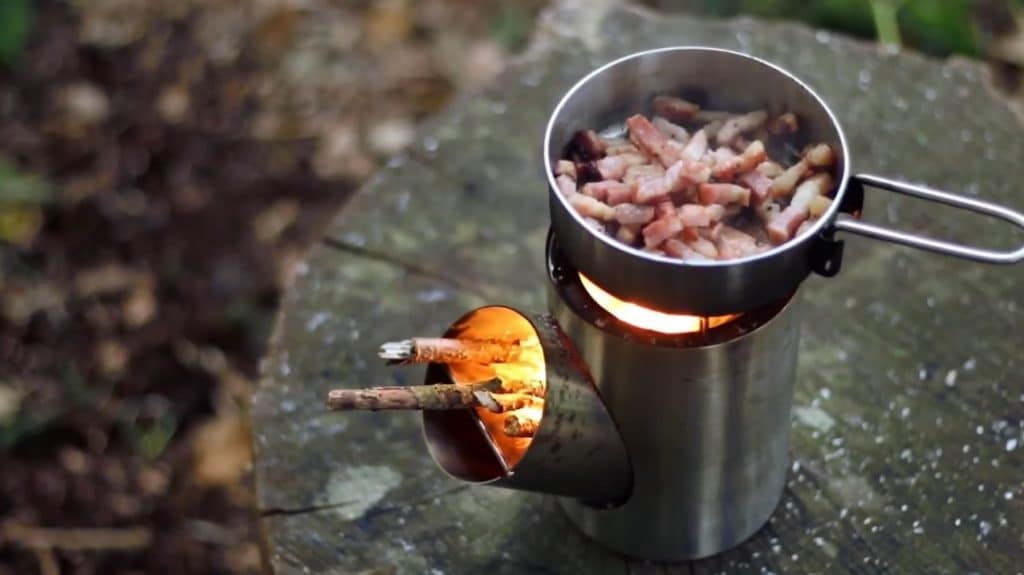 Five Reasons You Must Choose a Rocket Stove Over a Wood Stove