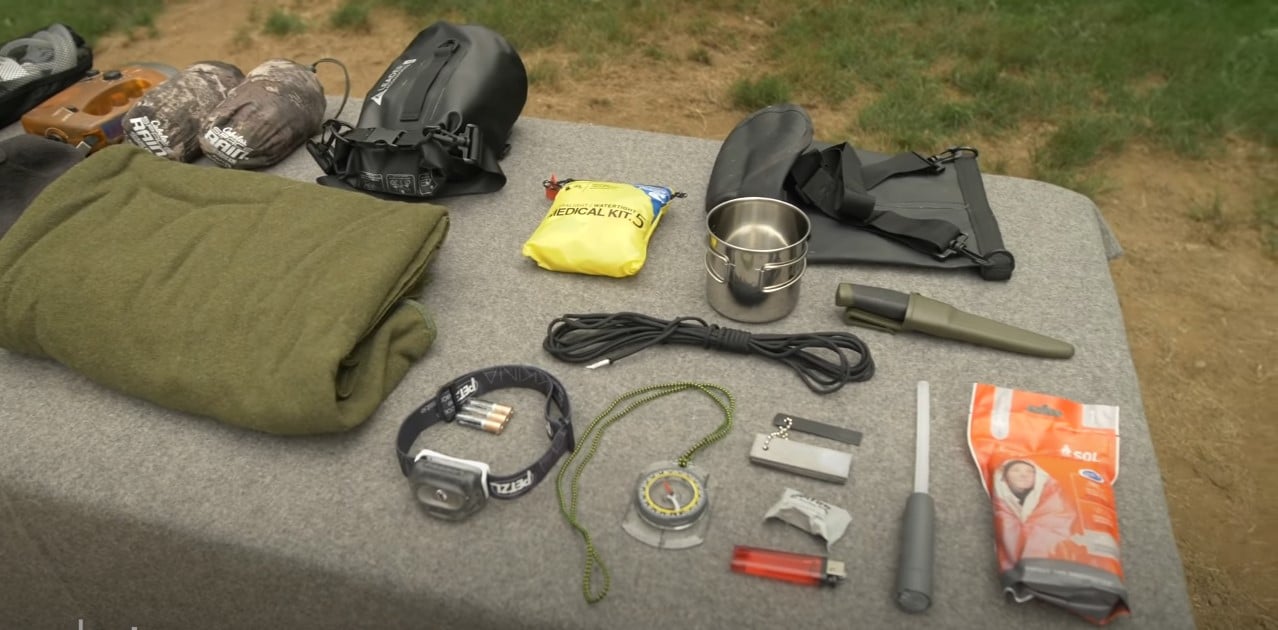 Best Car Emergency Kit Review and Buying Guide Survive Nature