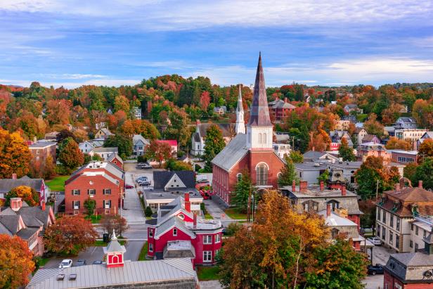 Small-Town-City-Center-and-Homes