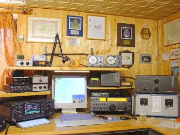 Ham-Radio-Station