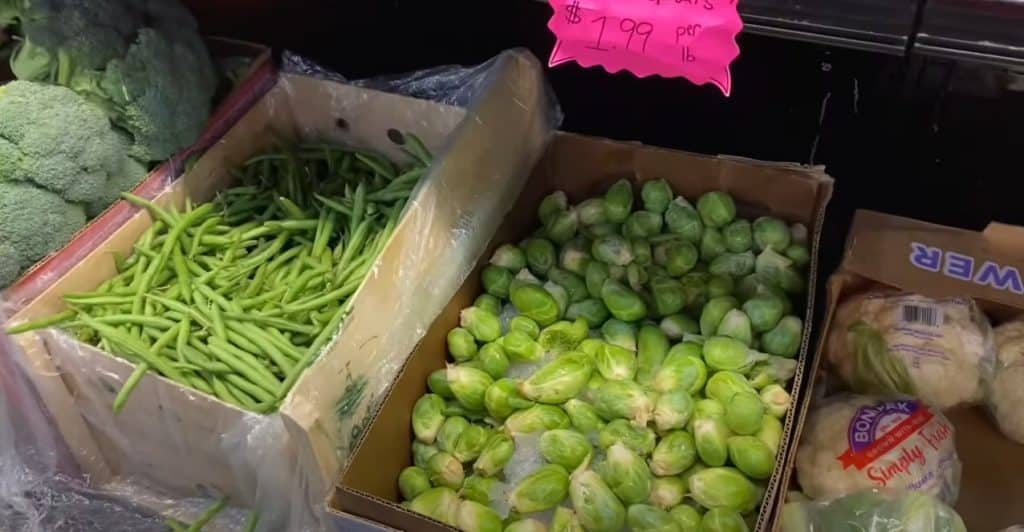 Why are Amish markets worth visiting?