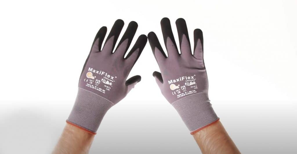 Work Gloves for Using Smartphones