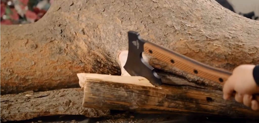 Bushcraft Axes Benefits